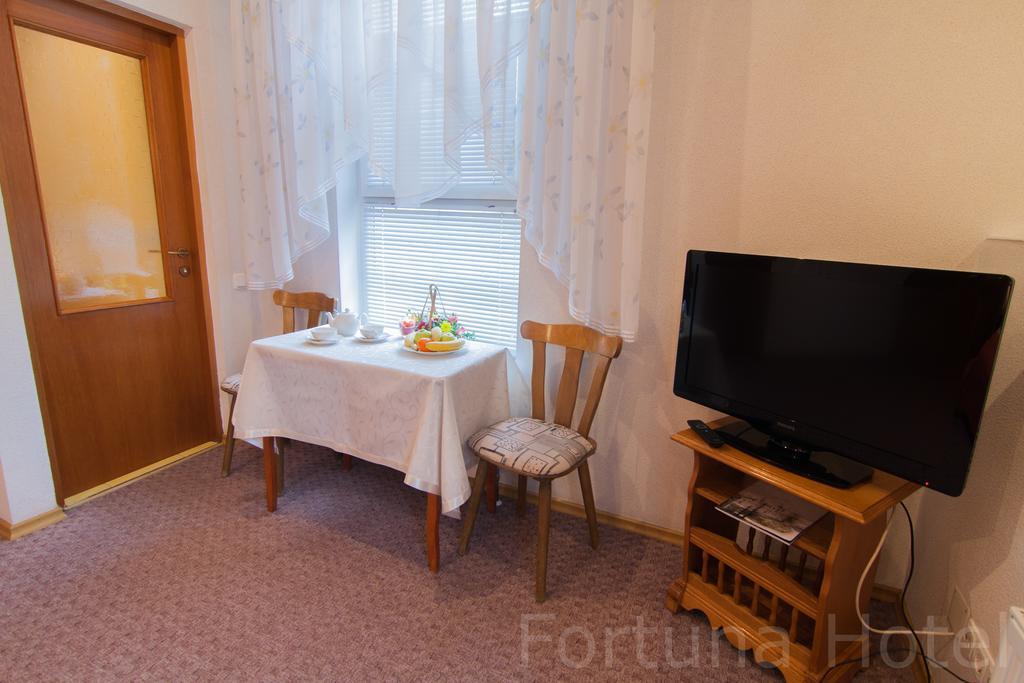 Fortuna Hotel 基希讷乌 外观 照片