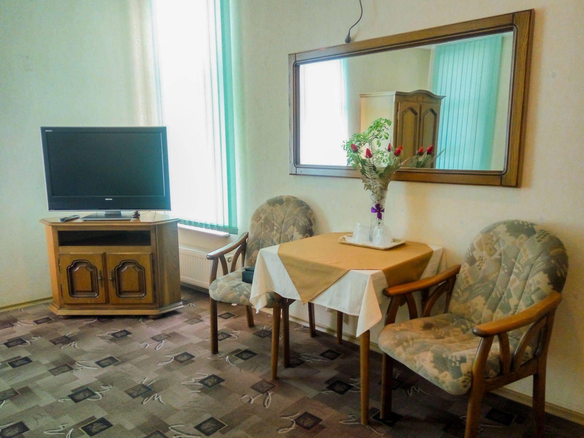 Fortuna Hotel 基希讷乌 外观 照片
