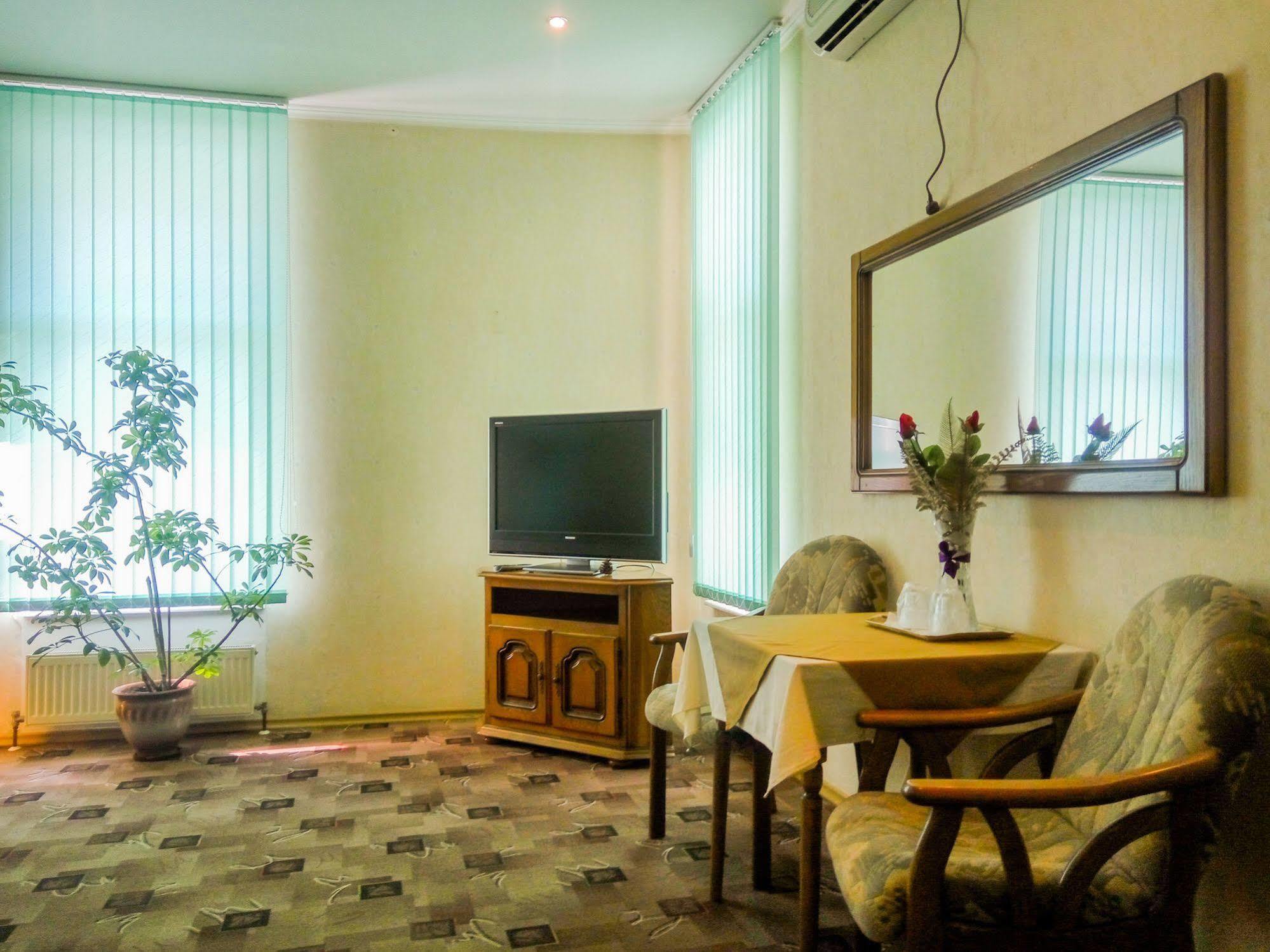 Fortuna Hotel 基希讷乌 外观 照片